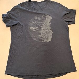 lululemon athletica men’s Graphic Tee